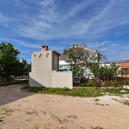 Nena Apartment Sukošan Екстериор снимка