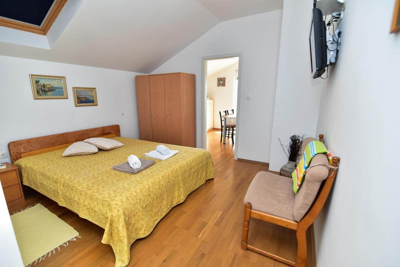 Nena Apartment Sukošan Екстериор снимка