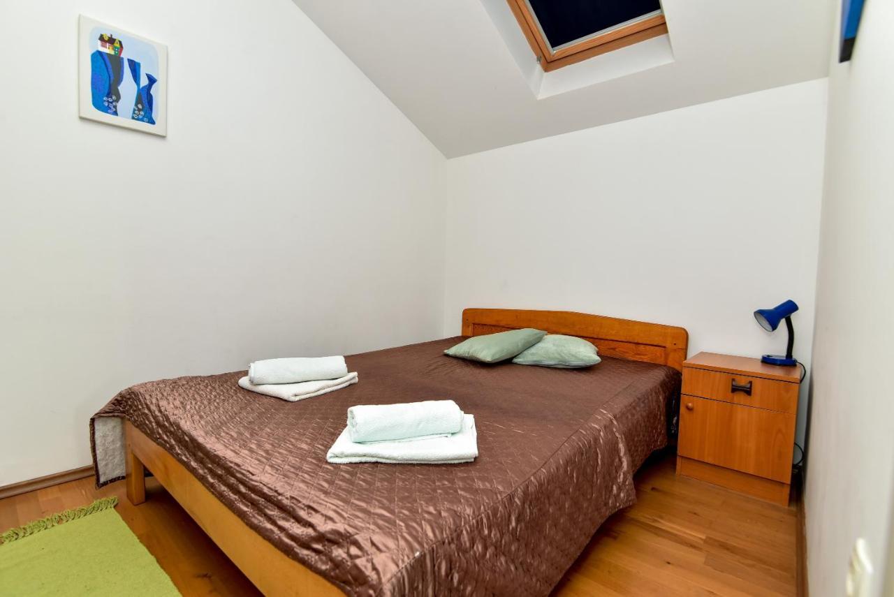 Nena Apartment Sukošan Екстериор снимка