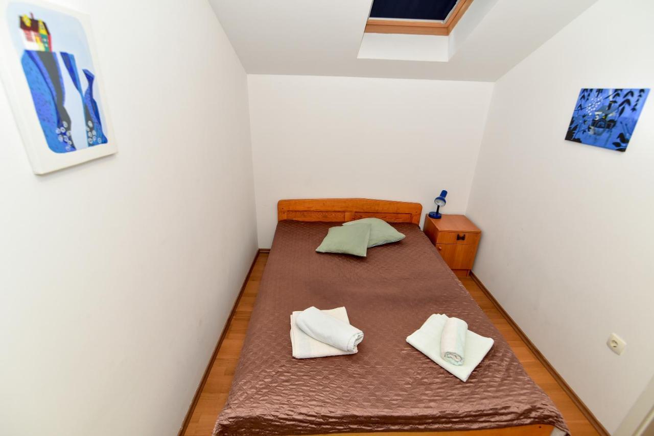 Nena Apartment Sukošan Екстериор снимка